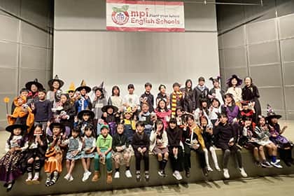 mpi English Schools Halloween発表会
